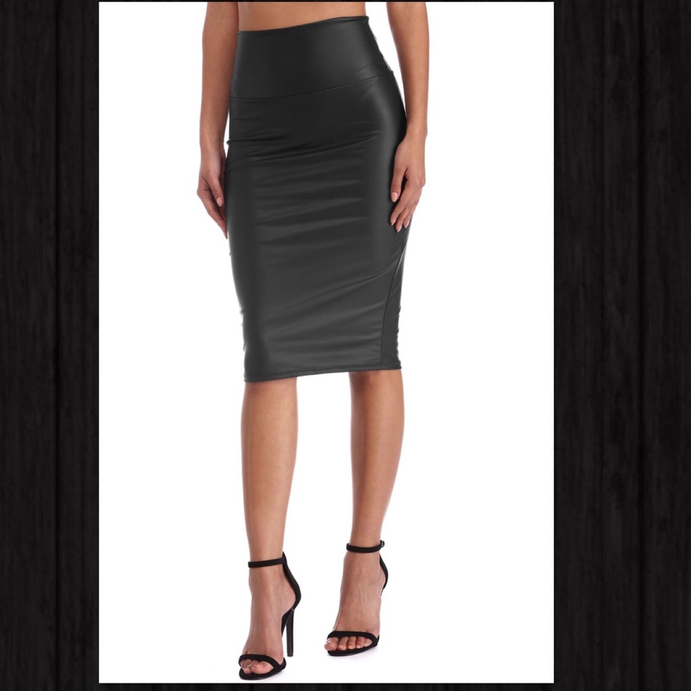 Black faux leather liquid pencil skirt (or midi)